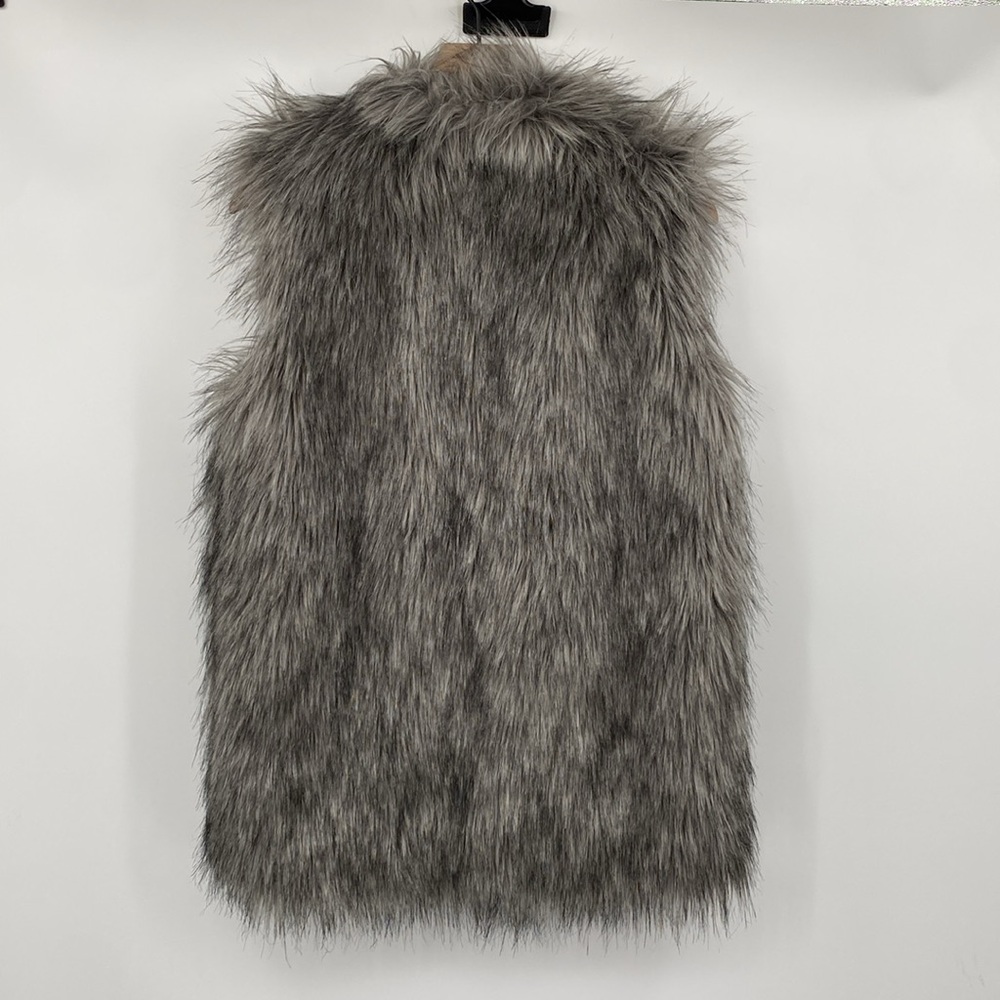 Lovers + Friends Gray Faux Fur Vest Women’s Small Camille Revolve Open‎ Front - Picture 9 of 13